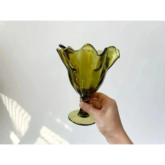 MCM Avocado Green Ruffled Blown Glass Pedestal Compote Candy Dish | Bowl - Picture 2 of 10
